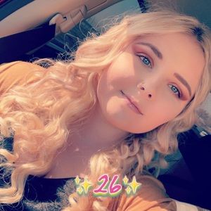 Meet your Posher, Kaitlin